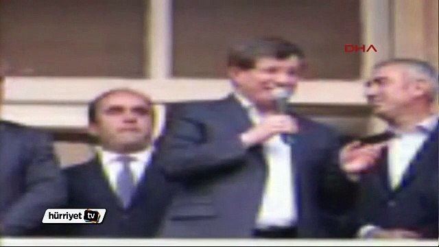 ‘Başbakan Davut’ sloganlarıyla karşılandı