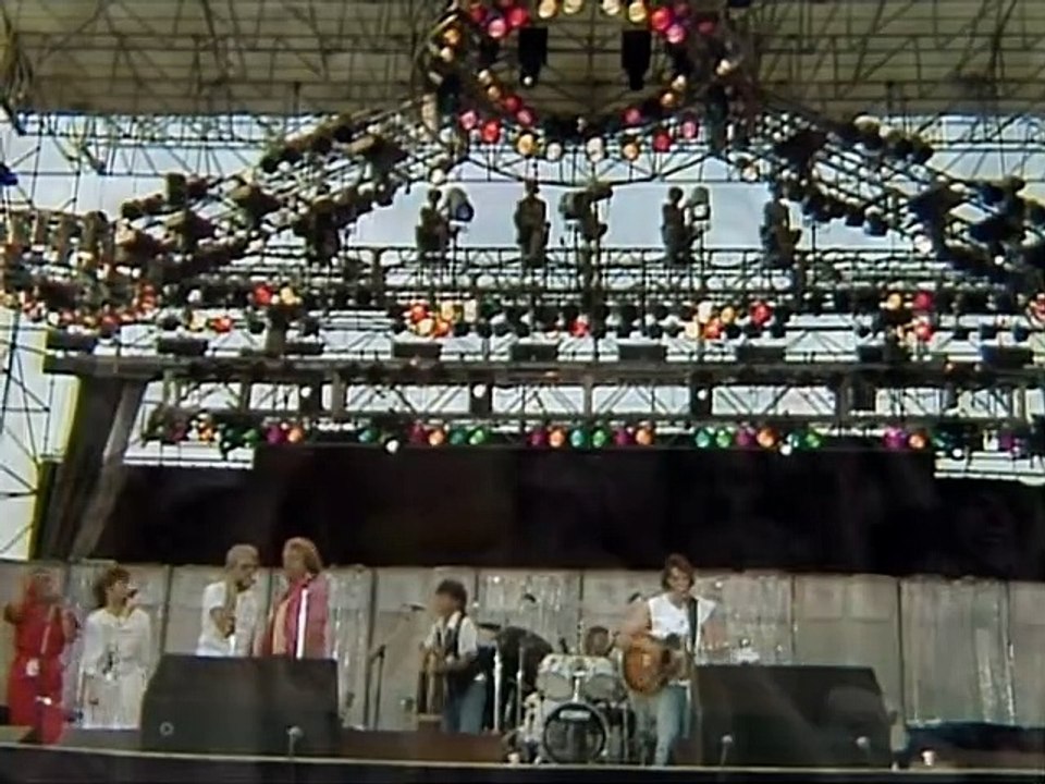 Nothing Is Perfect (Neil Young song) live debut Neil Young & The