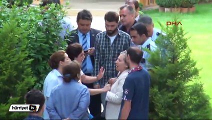 AK Partili vekil ile apartmanda  kapısını çaldığı kişi arasında gerginlik