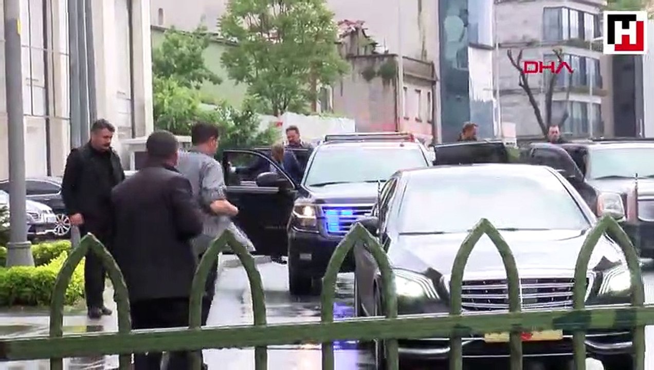 Cumhurbaşkanı Erdoğan AK Parti İstanbul İl Başkanlığı'nda