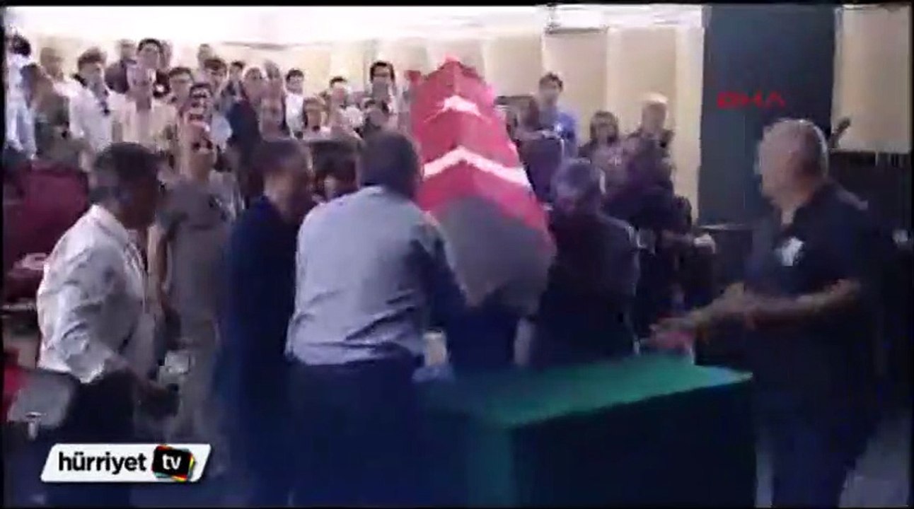 Muzaffer Akgün son yolculuğuna uğurlanıyor