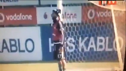 Quaresma'dan akrep kurtarışı!