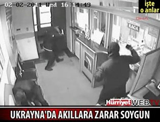 55 SANİYEDE BANKAYI SOYDULAR