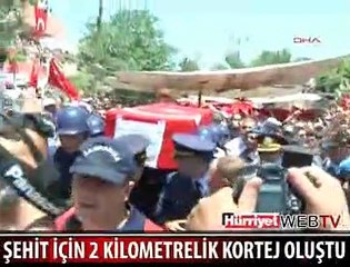 MİLAS ŞEHİDİ İÇİN MEYDANLARI DOLDURDU