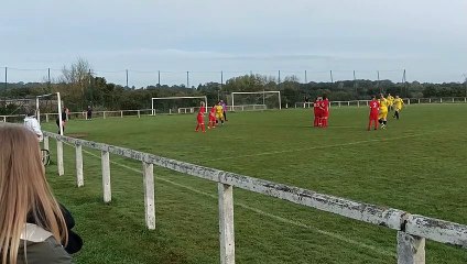 Le coup franc de Maryane contre Montebourg !!!