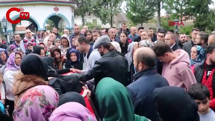 AKP'li bakanlar maden işçilerinin cenazesinde böyle güldü