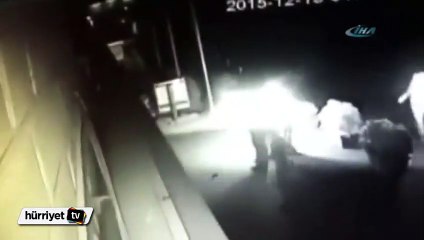 Almanya’da camiye çirkin saldırı
