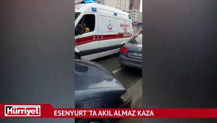 Esenyurt'ta servis minibüsü alt geçide uçtu