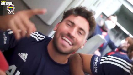 Göztepe dönüşü Fenerbahçe kafilesinde keyifli anlar!