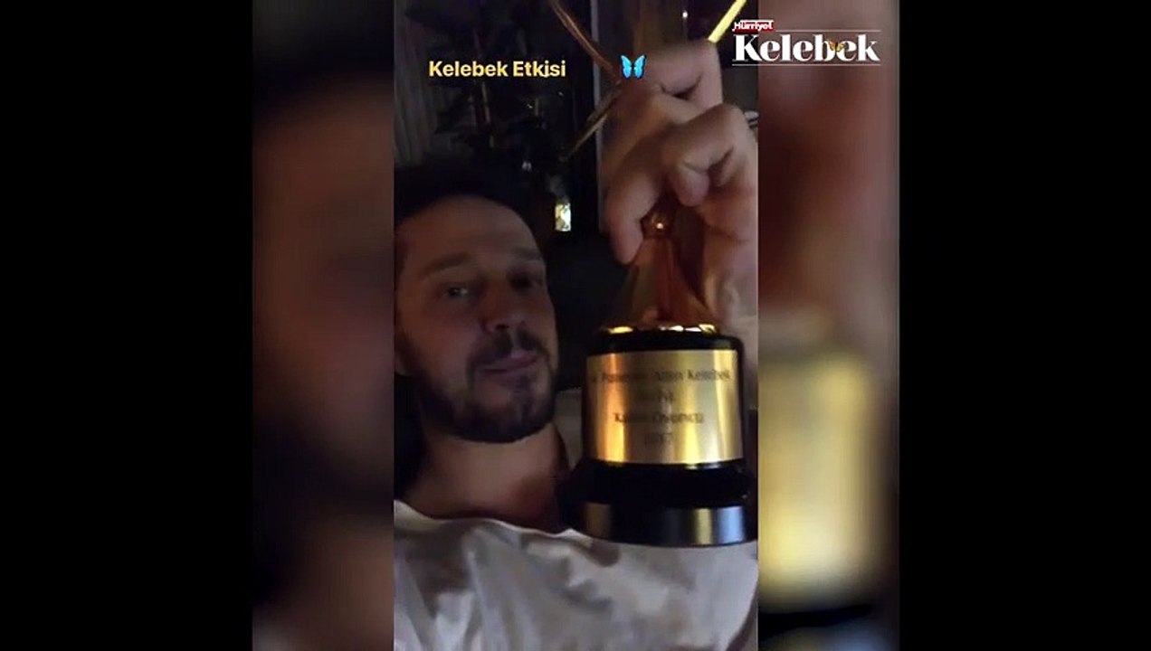 Murat Boz'dan 'En İyi Kadın Oyuncu' ödülünü alan sevgilisi Aslı Enver'e tebrik