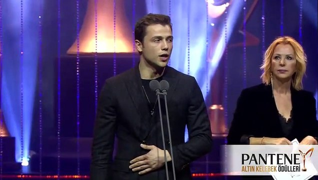 En İyi Erkek Oyuncu Ödülü | Pantene Altın Kelebek