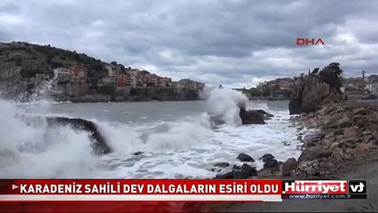 DEV DALGALAR KARADENİZ SAHİLİNİ BÖYLE VURDU