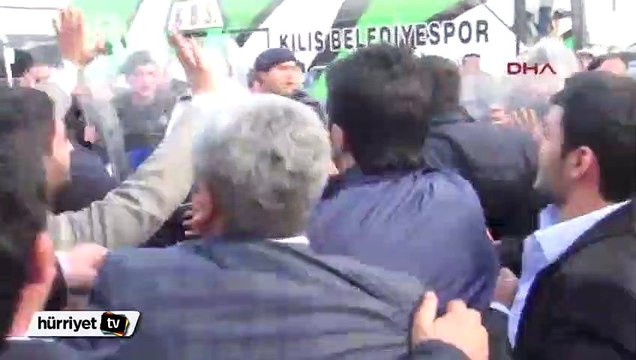 Amatör maçta kavgaya biber gazlı müdahale