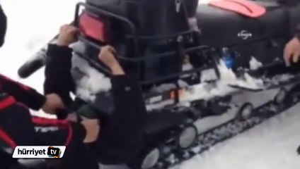 Kar motoru ile eğlenirken canından oluyordu