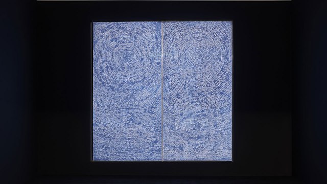 한국 최고가 미술품 김환기 '우주' 전시...소장자 김웅기 회장이 공개 / YTN