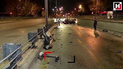 Ankara'da otomobil alt geçide düştü