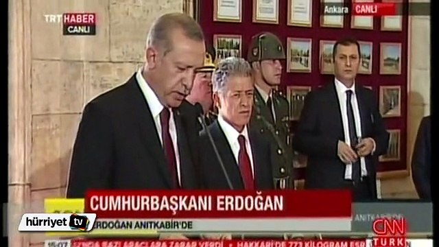 Erdoğan Anıtkabir özel defterini imzaladı