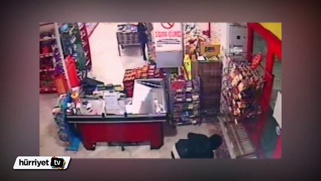 Ankara'daki kar maskeli, tüfekli soyguncular kamerada