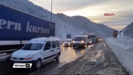 D-100'de Ankara, TEM'de İstanbul yönü kapalı