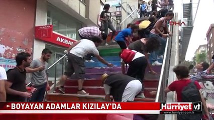 KIZILAY'DAKİ ÜST GEÇİTİN MERDİVENLERİNİ BOYADILAR