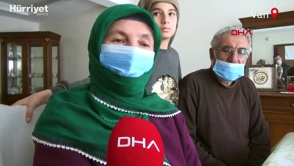 9 çocuğunu okuttu şimdi okuma yazma öğreniyor