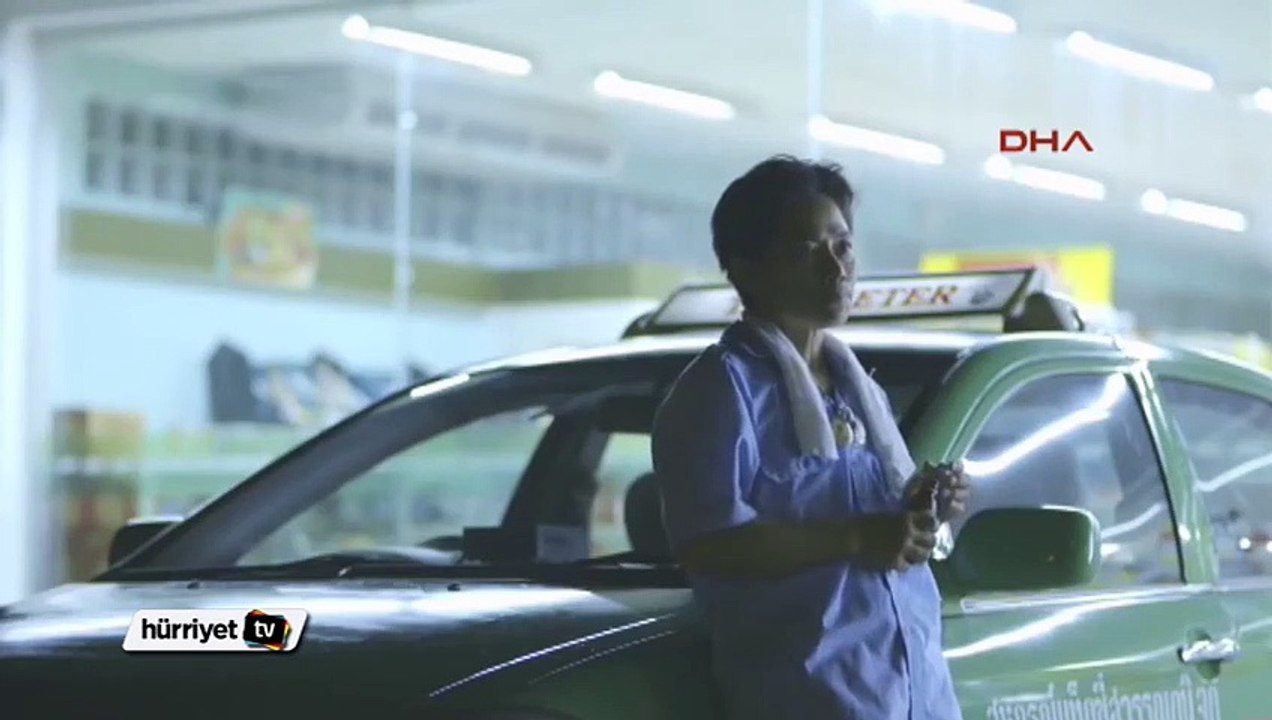 Anneler Günü nedeni ile yayınlanan kısa film izleyenleri duygulandırdı...