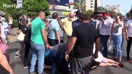 Antalya'da kaza yapan babasının başından ayrılmadı