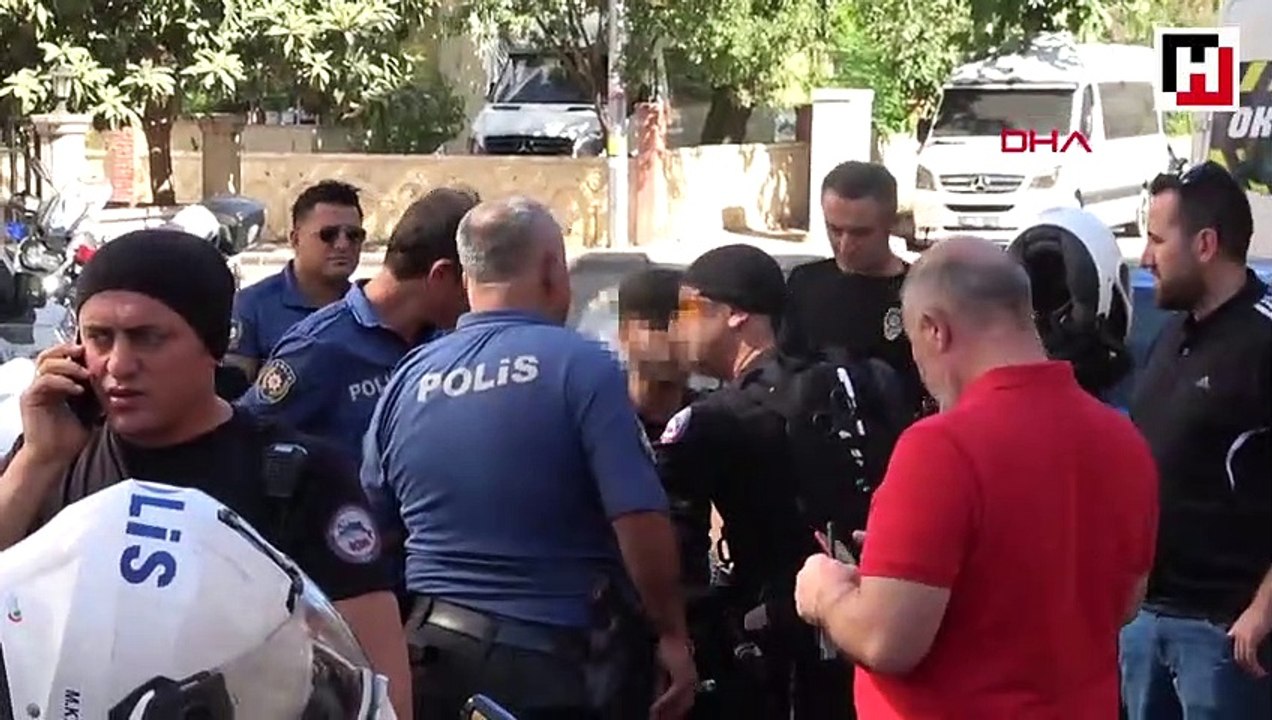 Evden tabancayla çıkan oğlunu polise ihbar etti