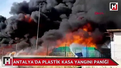 Antalya'da plastik kasa yangını paniği