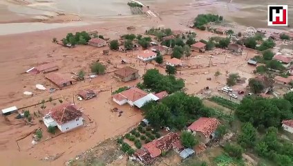 Elmalı'da sel ev ve ahırlara zarar verdi