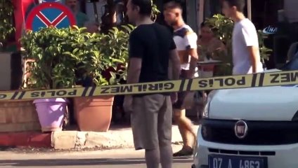 Okey oynamaktan şüpheli çanta bile vazgeçiremedi