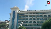 Antalya'da 5 yıldızlı otelin çatısından dumanlar yükseldi