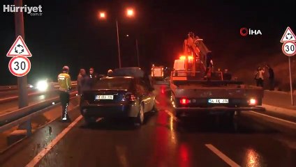 Seyir halindeki otomobil alev alev yandı