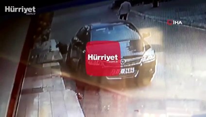 5. kattan böyle düştü! Korku dolu anlar kamerada