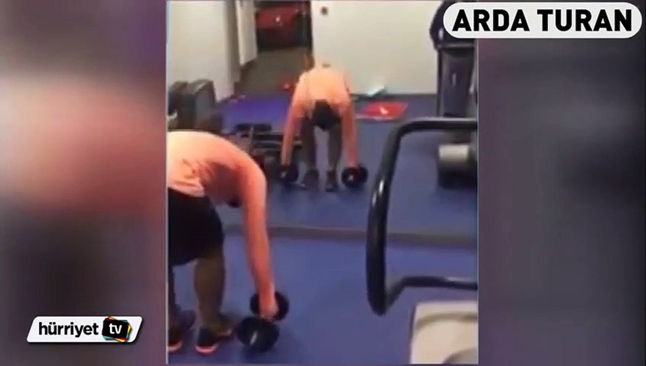Arda Turan'dan ilginç idman