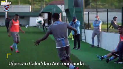 Uğurcan Çakır'dan minyatür kaleye spektaküler gol!