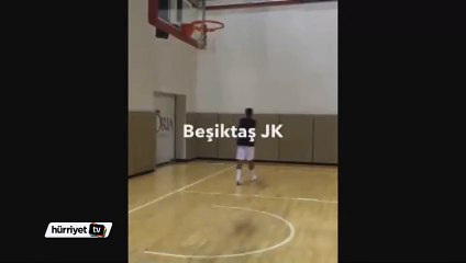 Cenk Akyol'dan sıradışı basket