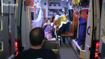 Yangında mahsur kalan 3 kişi ve bir köpek kurtarıldı
