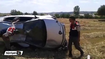 Hurdaya dönen araçtan sağ kurtuldu