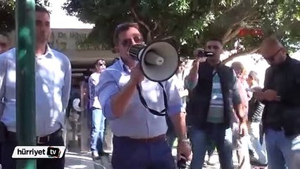 Öğrencilerle polisler arasında arbede