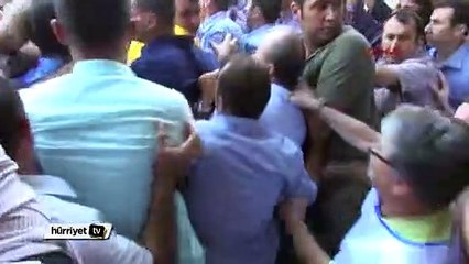 Bursa'da polisle öğretmenler arasında arbede