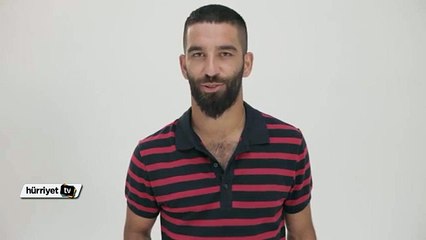Arda Turan FIFA 15'in kapağında