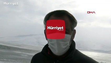 Çıldır gölünde buzun bir kısmı erdi  ortaya iki farklı manzara çıktı