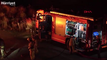Arnavutköy'de korkutan anlar! Geceyi alevler aydınlattı