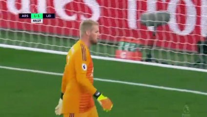 Mesut Özil Ada'yı salladı!