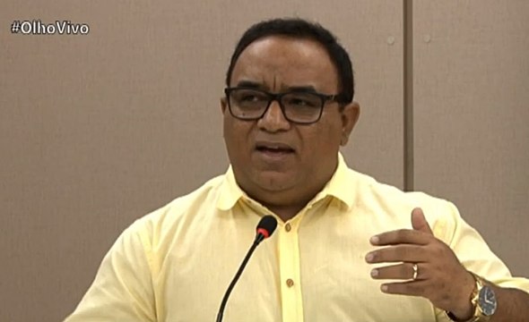 Gestão de Monte Horebe paga folha de outubro antecipada e prefeito destaca aquecimento da economia