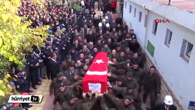 Şehit özel harekat polisi toprağa verildi