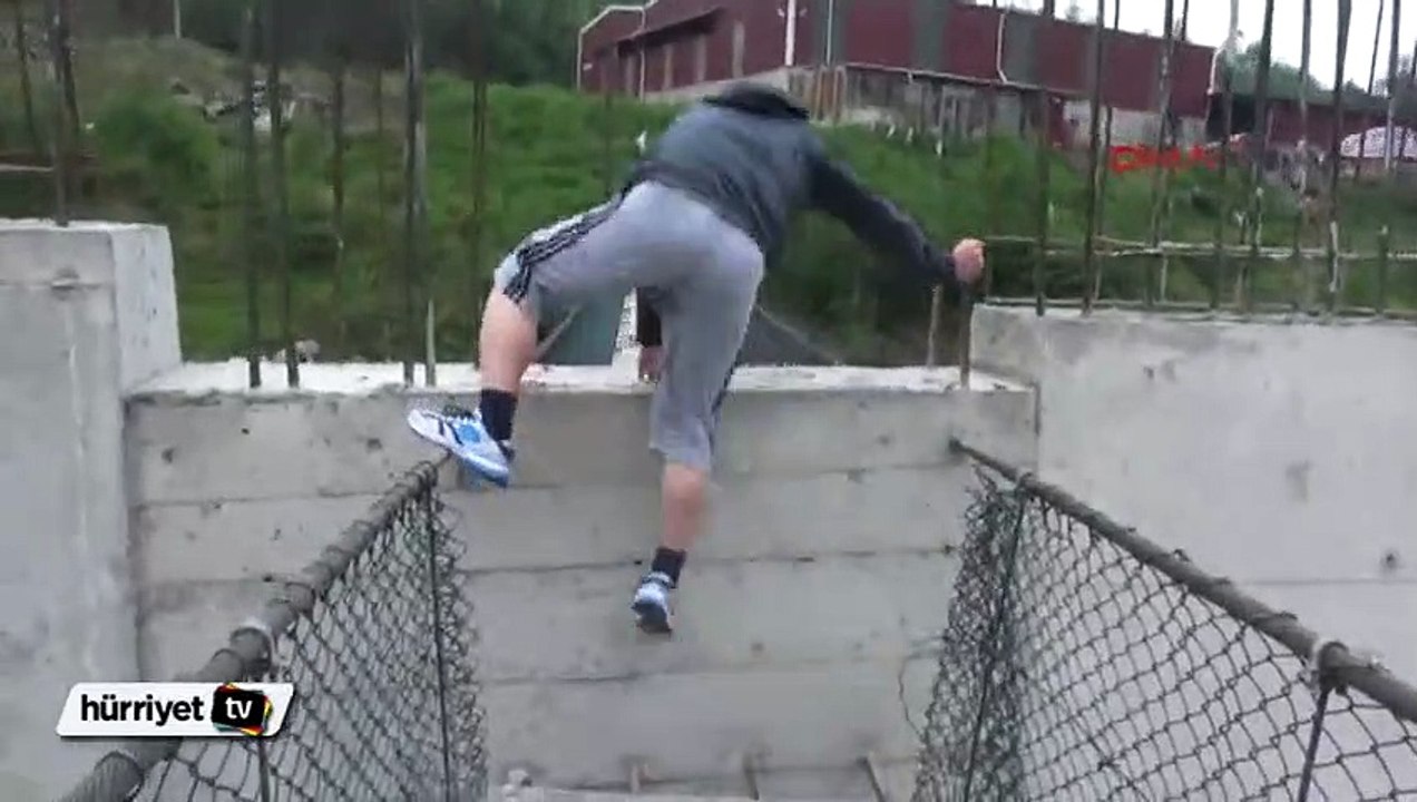 Rize'de fıkra gibi asma köprü