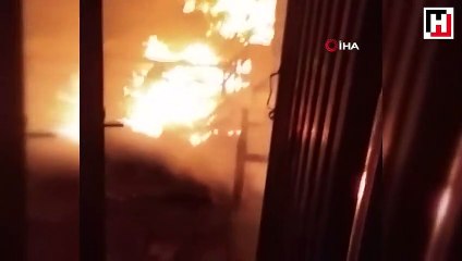 Pakistan'da askeri uçak evlerin üzerine düştü