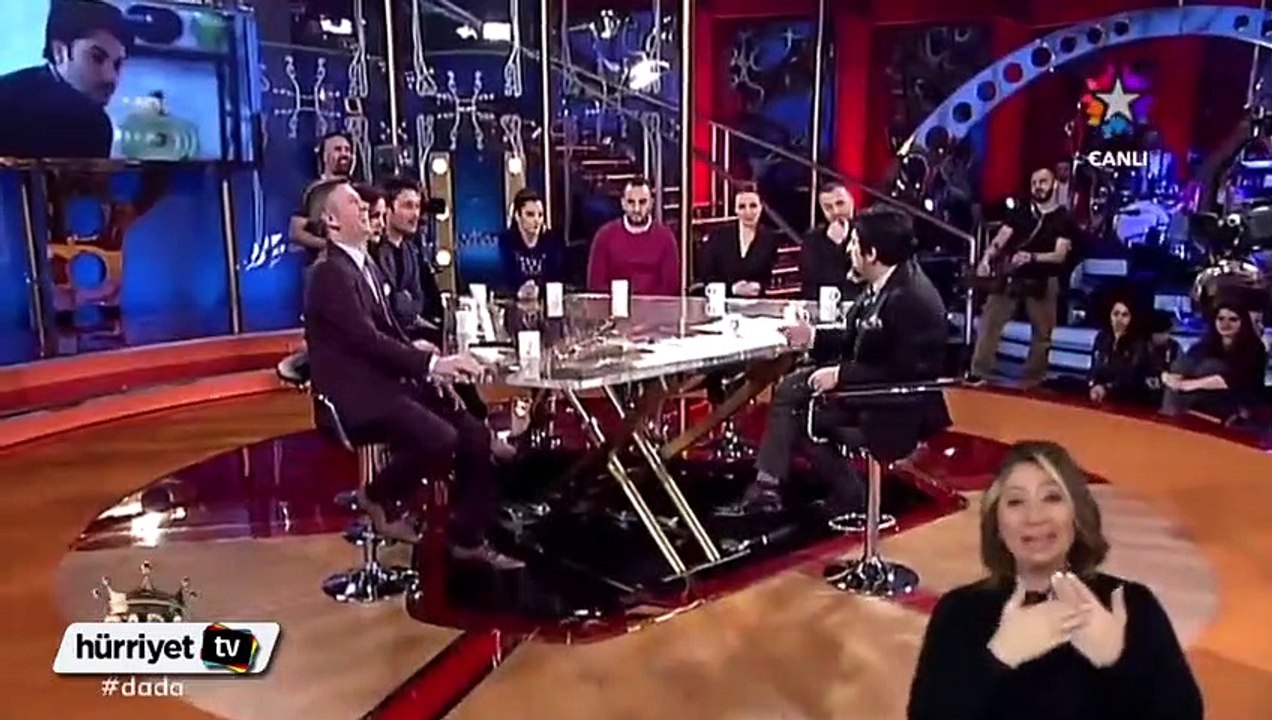 Okan Bayülgen: 'Benimle çıkan herkes öldü'